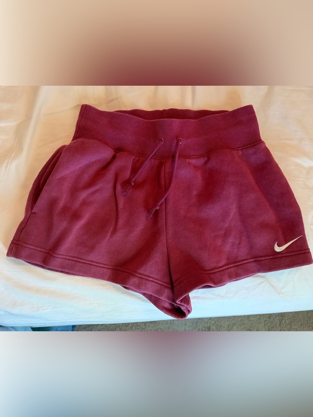 Nike Women's Drawstring Lounge Shorts - Burgundy size small